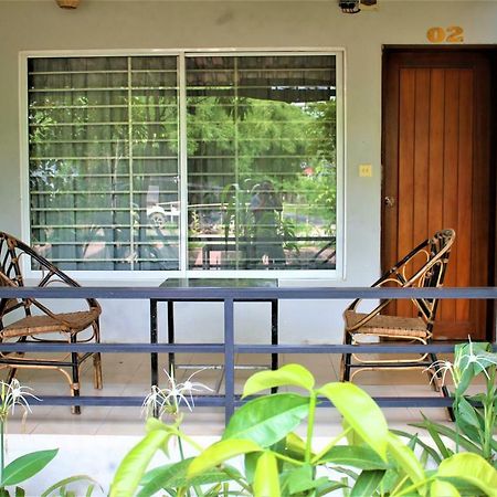 My Parents Guesthouse Kampot Exterior photo